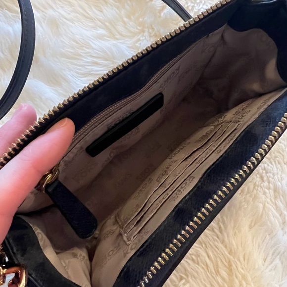 Michael Kors Blue Crossbody Bag - Picture 4 of 4